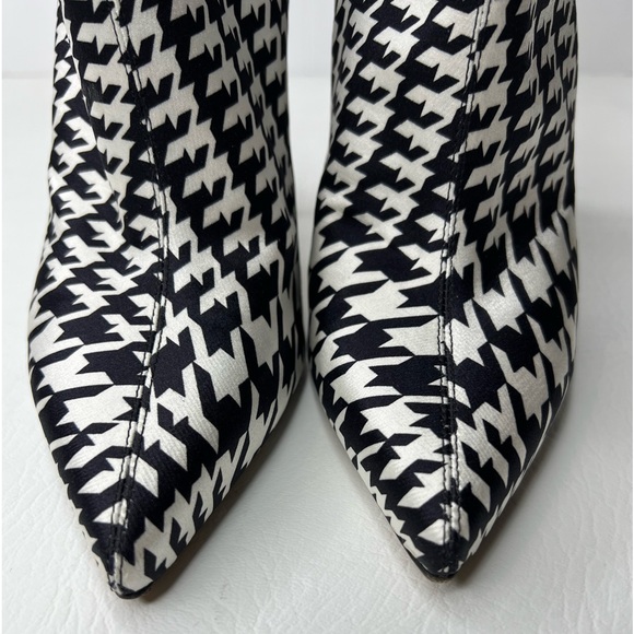 Alexandre Vauthier Yasmin Satin Buckle Plaid Houndstooth Booties Heels 38/ 8 - Picture 7 of 12